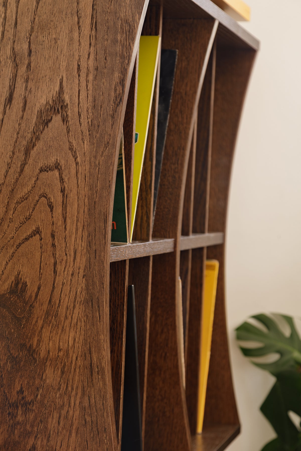 LORN VINYL Sideboard