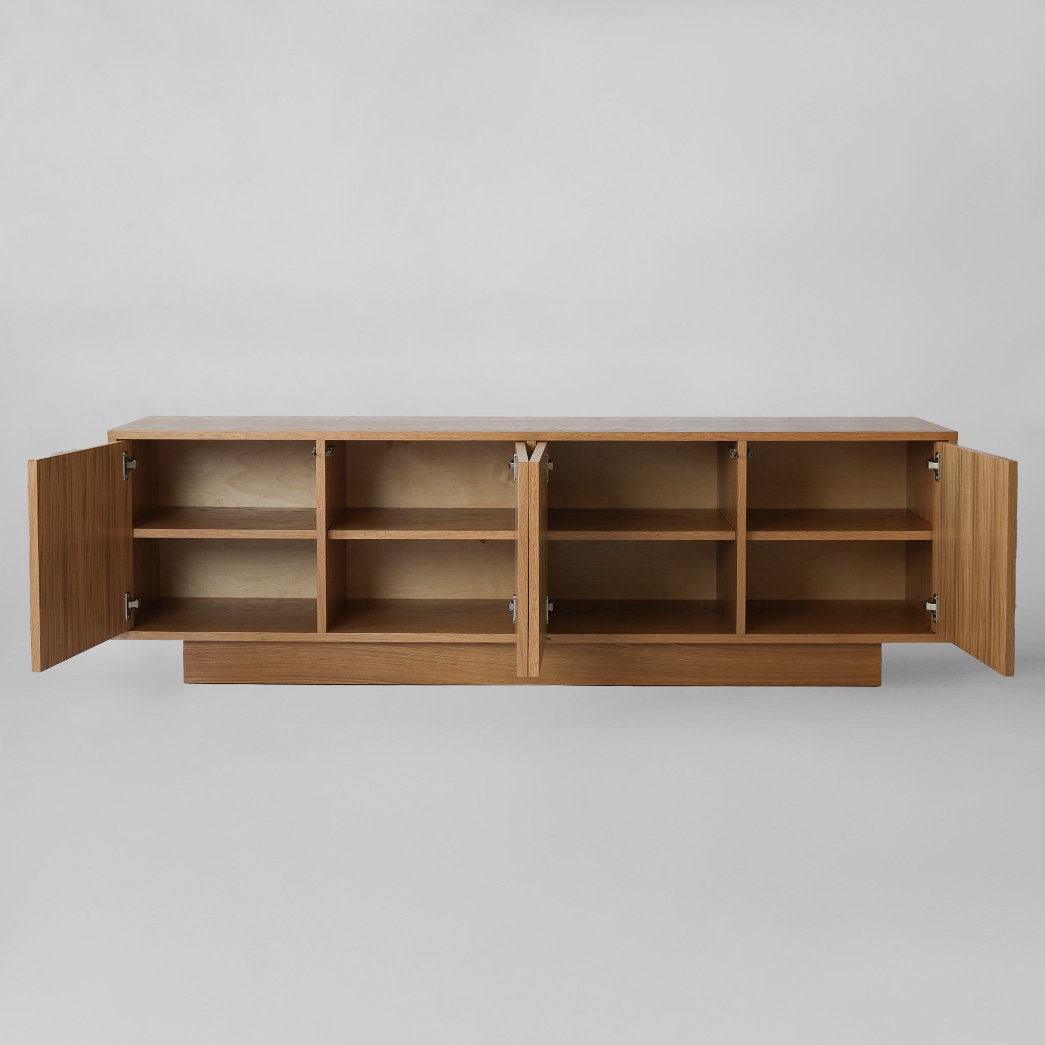 LOTV M Sideboard - shipping within 2-3 days