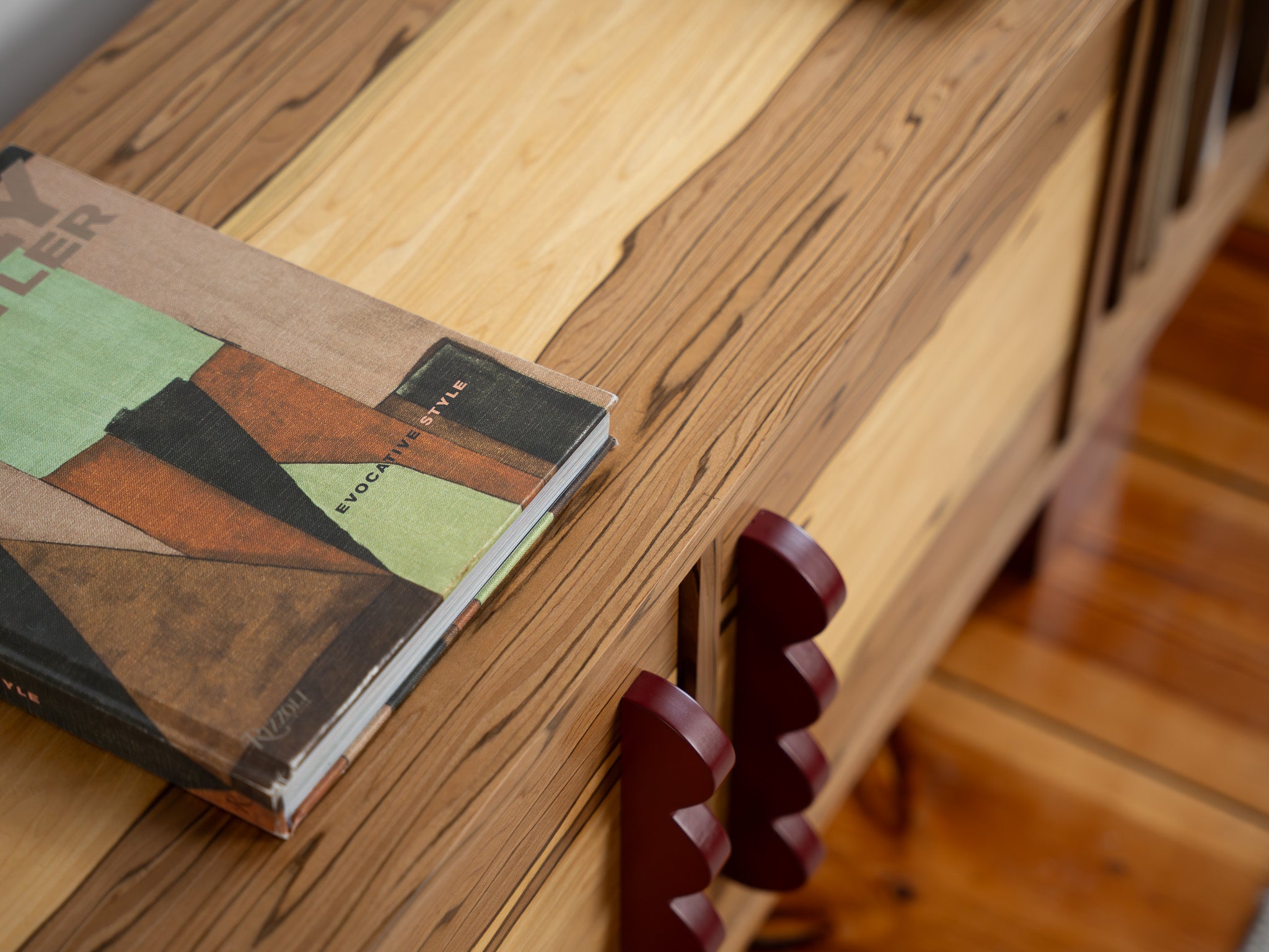 Vinyl-Kommode NAMI VINYL