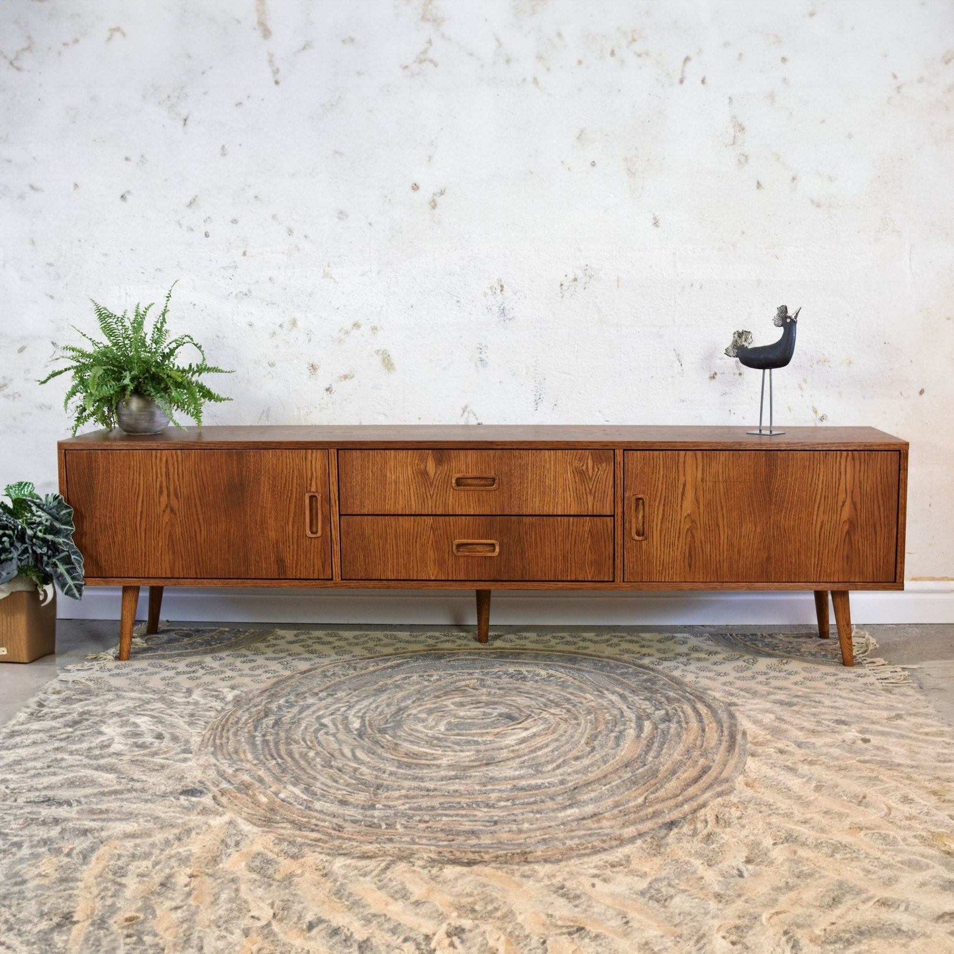 Komoda LOTV + - Pastform Furniture